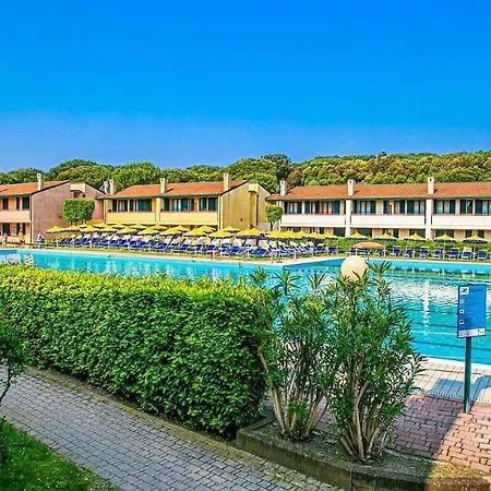 Leccio In Con Piscina Appartement