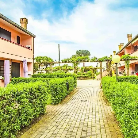 Leccio In Con Piscina Rosolina Mare