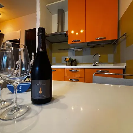 Leccio In Con Piscina Appartement